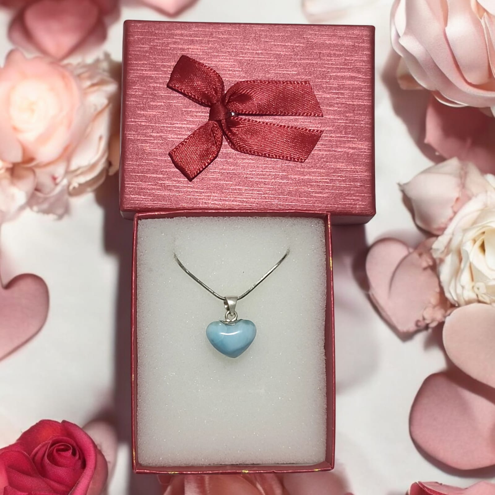 Colgante de Corazón de Larimar en Plata 925 – Tamaño Mediano, Edición San Valentín.