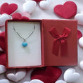 Cargar la imagen en la vista de la galería, Colgante de Corazón de Larimar en Plata 925 – Tamaño Pequeño, Estilo Minimalista, Edición San Valentín.
