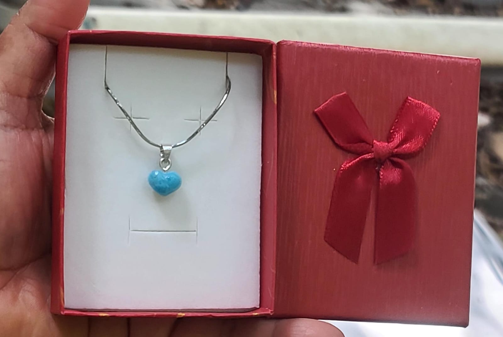 Colgante de Corazón de Larimar en Plata 925 – Tamaño Pequeño, Estilo Minimalista, Edición San Valentín.