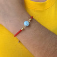 Cargar la imagen en la vista de la galería, Pulsera Roja de Larimar con Cordón Ajustable en Oro Laminado  Edición San Valentín
